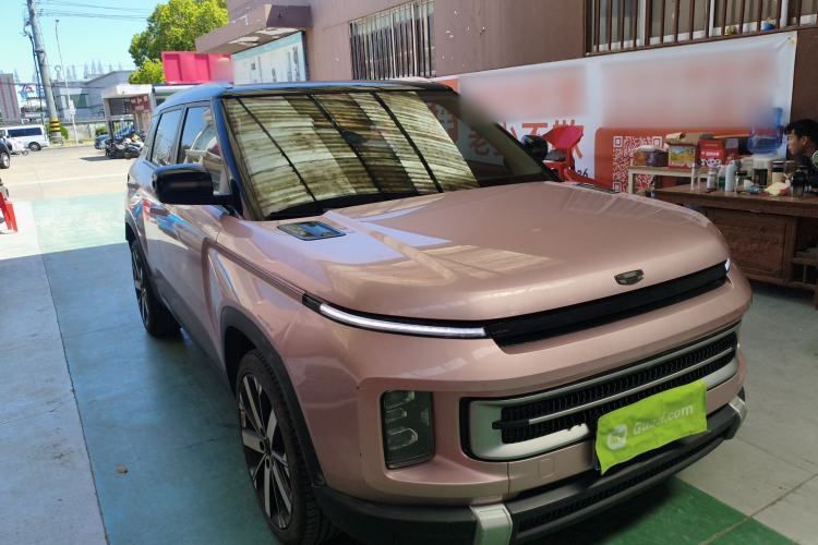 Used Geely Auto icon 2023 1.5TD Chocolate Smoothie Edition Front Right 45 Deg