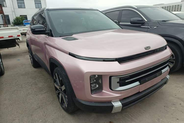 Used Geely Auto icon 2023 1.5TD Chocolate Smoothie Edition Front Right 45 Deg