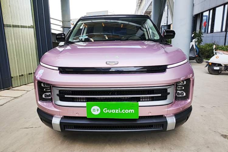 Used Geely Auto icon 2023 1.5TD Chocolate Luxe Edition Front
