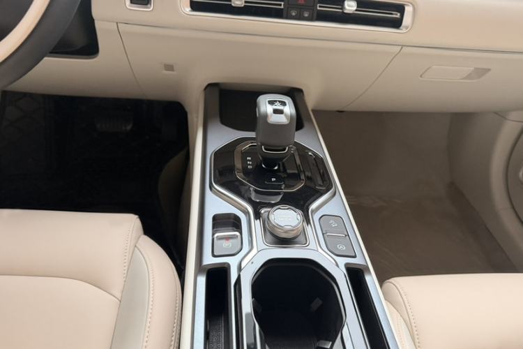 Used Geely Auto icon 2023 1.5TD Chocolate Smoothie Edition Gear Lever