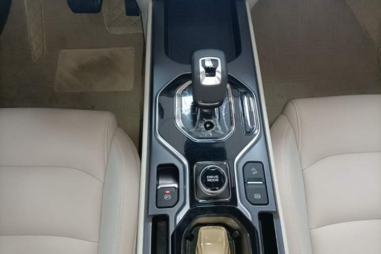 Used Geely Auto icon 2023 1.5TD Chocolate Luxe Edition Gear Lever