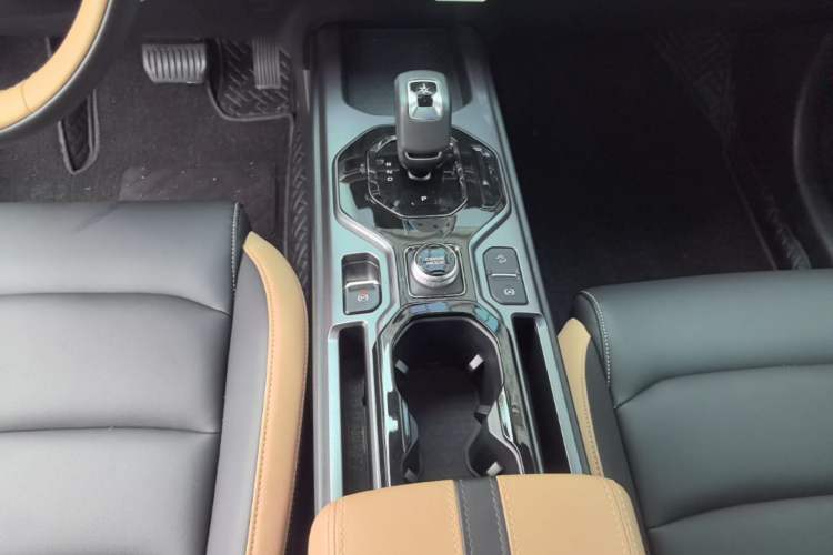 Used Geely Auto icon 2023 1.5TD Chocolate Luxe Edition Gear Lever