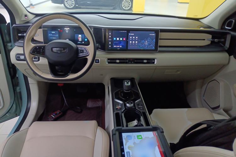 Used Geely Auto icon 2023 1.5TD Chocolate Luxe Edition Center Console