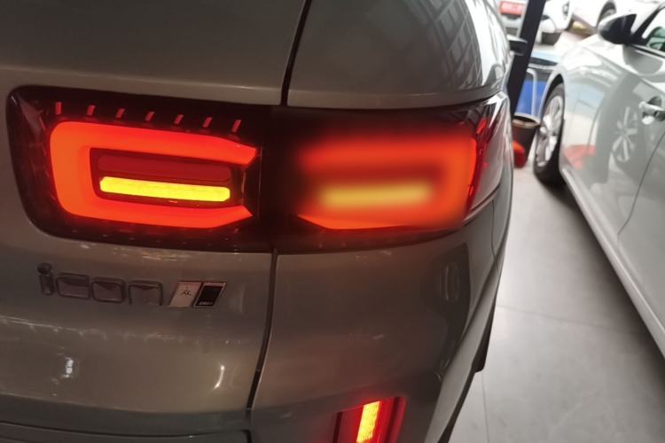 Used Geely Auto icon 2023 1.5TD Chocolate Smoothie Edition Exterior 3