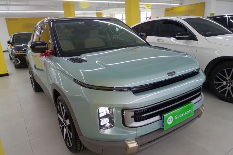 Used Geely Auto icon 2023 1.5TD Chocolate Luxe Edition Front Right 45 Deg