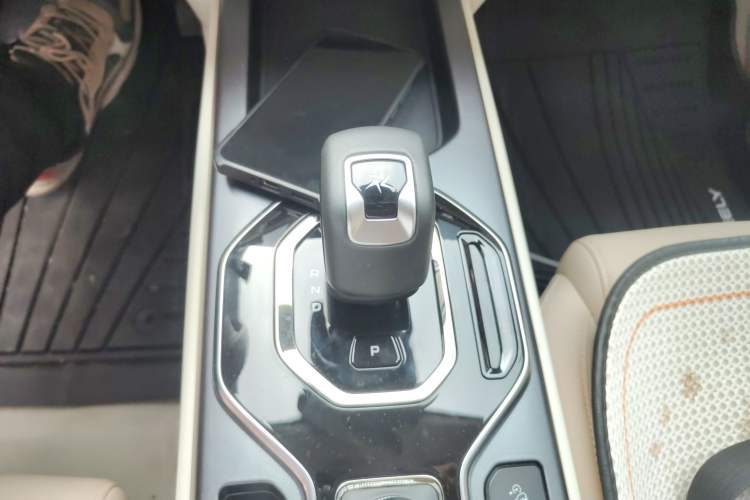 Used Geely Auto icon 2023 1.5TD Chocolate Luxe Edition Gear Lever