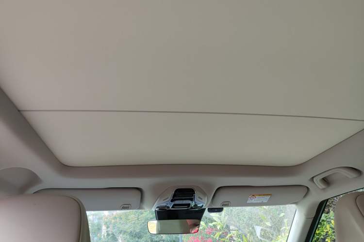 Used Geely Auto icon 2023 1.5TD Chocolate Luxe Edition Headliner