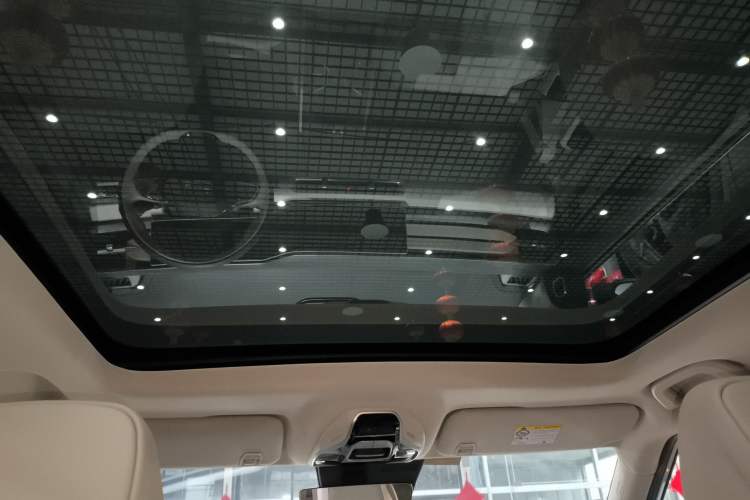 Used Geely Auto icon 2023 1.5TD Chocolate Luxe Edition Headliner