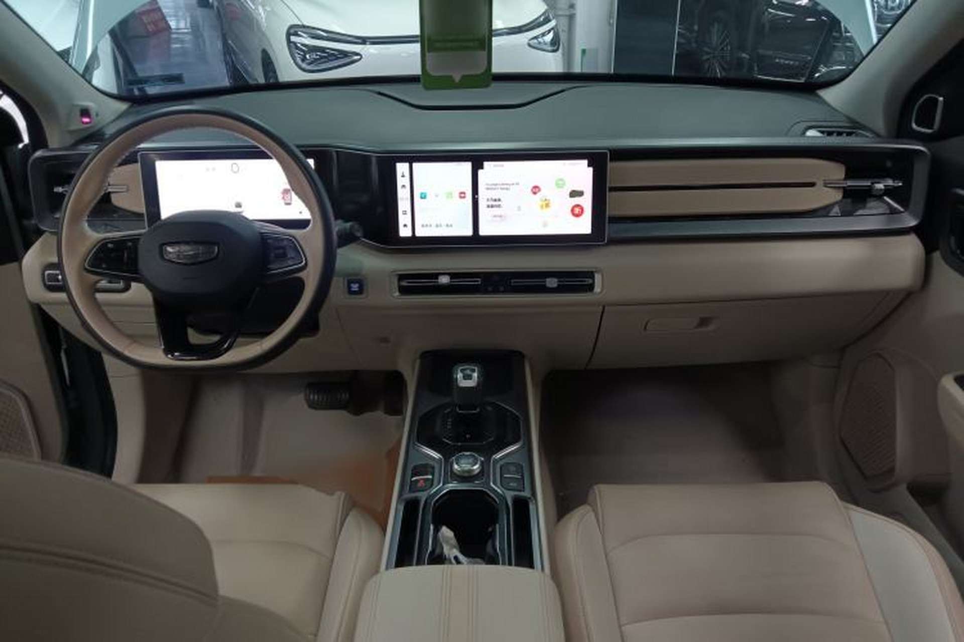 Used Geely Auto icon 2023 1.5TD Chocolate Luxe Edition Interior 2