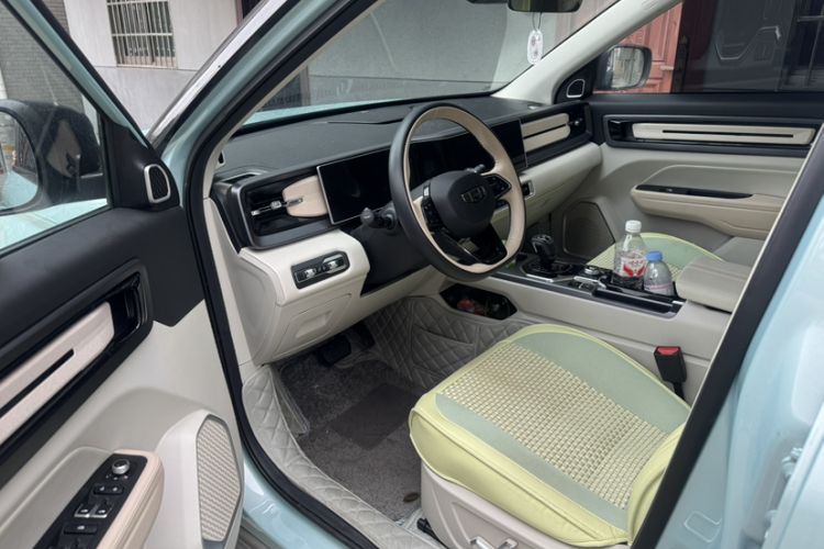 Used Geely Auto icon 2023 1.5TD Chocolate Luxe Edition Interior 4