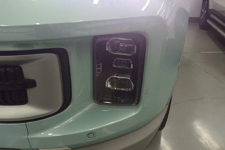 Used Geely Auto icon 2023 1.5TD Chocolate Luxe Edition Left Front Headlight