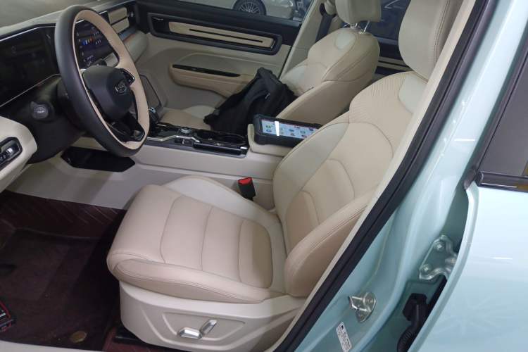 Used Geely Auto icon 2023 1.5TD Chocolate Luxe Edition Left Front Seat