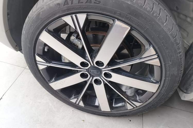 Used Geely Auto icon 2023 1.5TD Chocolate Smoothie Edition Left Front Wheel Hub