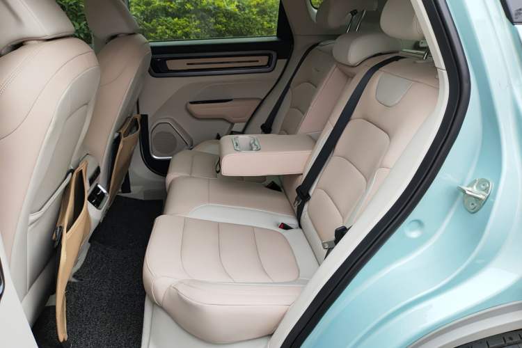 Used Geely Auto icon 2023 1.5TD Chocolate Luxe Edition Left Rear Seat