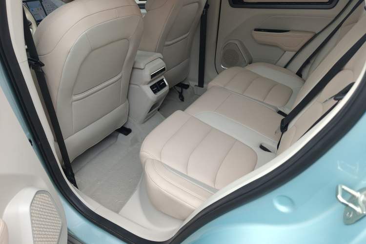 Used Geely Auto icon 2023 1.5TD Chocolate Luxe Edition Left Rear Seat