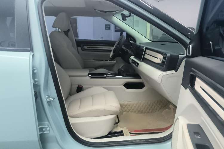 Used Geely Auto icon 2023 1.5TD Chocolate Smoothie Edition Right Front Seat