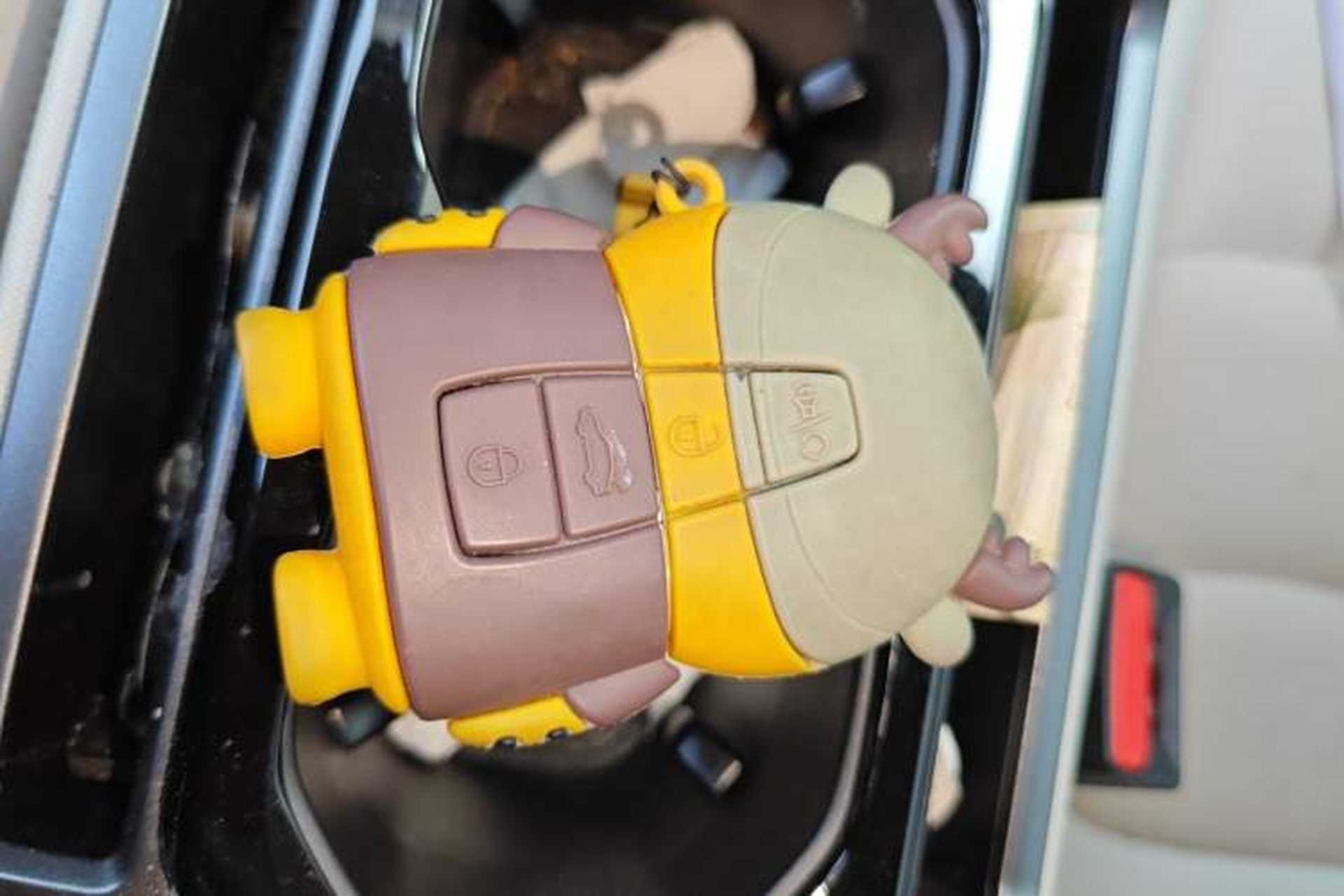 Used Geely Auto icon 2023 1.5TD Chocolate Smoothie Edition Vehicle Key