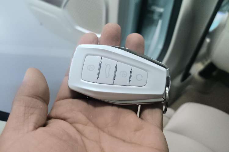 Used Geely Auto icon 2023 1.5TD Chocolate Smoothie Edition Vehicle Key