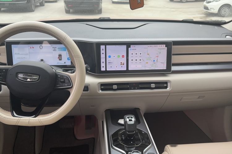 Used Geely Auto icon 2023 1.5TD Chocolate Smoothie Edition Interior 3