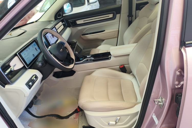 Used Geely Auto icon 2023 1.5TD Chocolate Smoothie Edition Left Front Seat