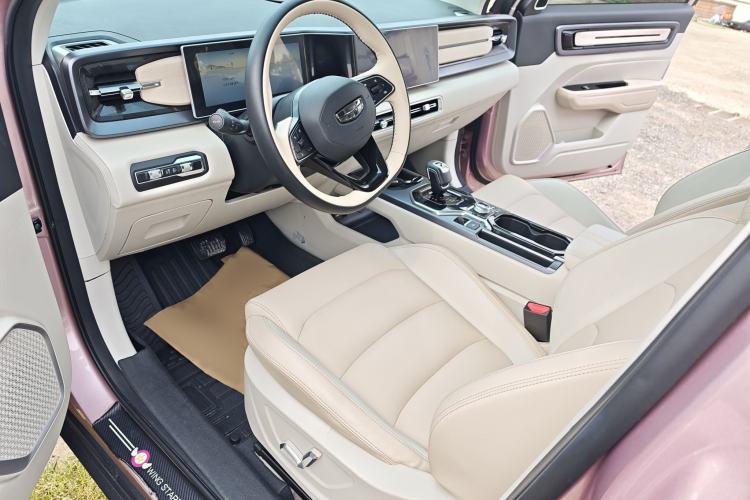 Used Geely Auto icon 2023 1.5TD Chocolate Smoothie Edition Left Front Seat