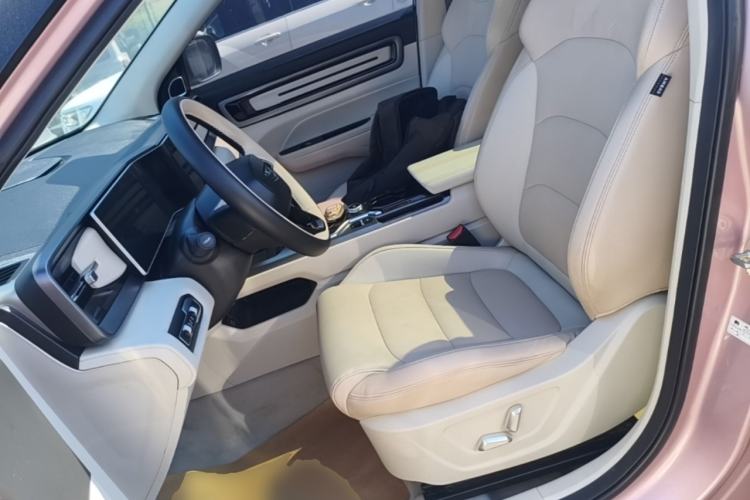 Used Geely Auto icon 2023 1.5TD Chocolate Smoothie Edition Left Front Seat