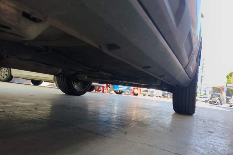 Used Geely Auto icon 2023 1.5TD Chocolate Smoothie Edition Left Side Sill