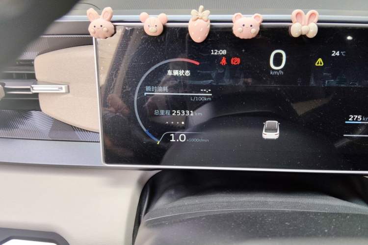 Used Geely Auto icon 2023 1.5TD Chocolate Luxe Edition Odometer Close Up