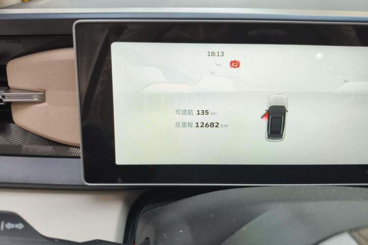 Used Geely Auto icon 2023 1.5TD Chocolate Luxe Edition Odometer Close Up