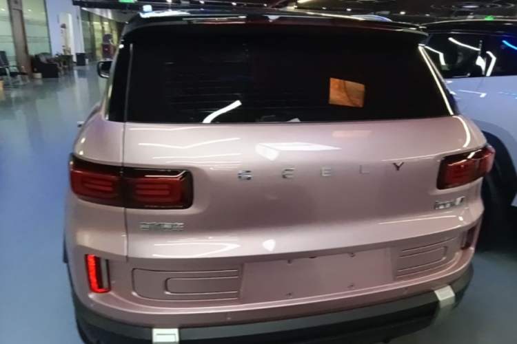 Used Geely Auto icon 2023 1.5TD Chocolate Smoothie Edition Rear