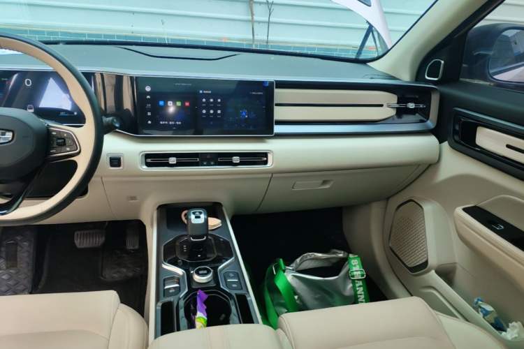Used Geely Auto icon 2023 1.5TD Chocolate Smoothie Edition Audio And AC Panel