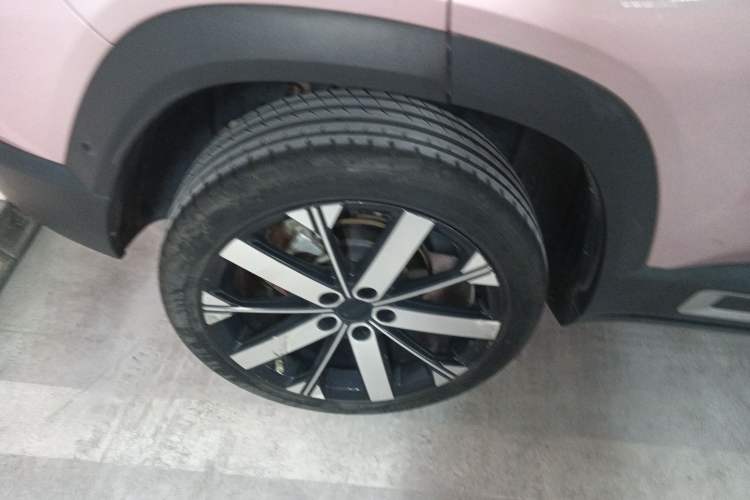 Used Geely Auto icon 2023 1.5TD Chocolate Luxe Edition Exterior 8