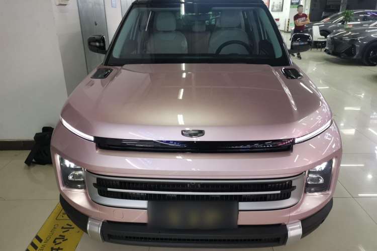 Used Geely Auto icon 2023 1.5TD Chocolate Smoothie Edition Front
