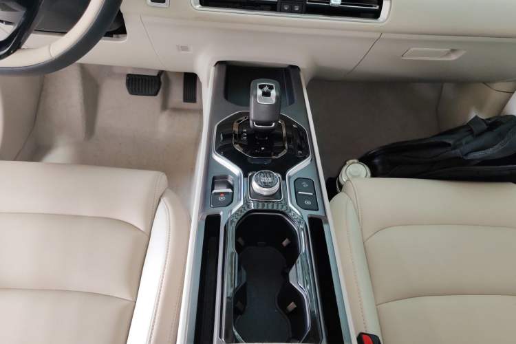 Used Geely Auto icon 2023 1.5TD Chocolate Smoothie Edition Gear Lever