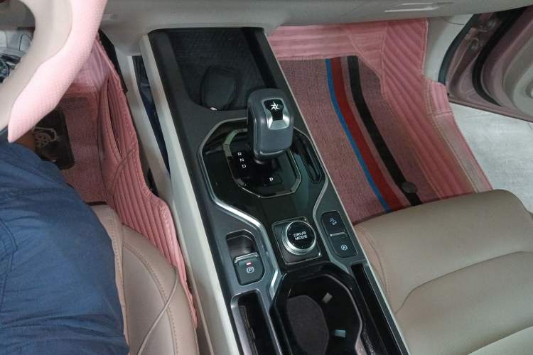Used Geely Auto icon 2023 1.5TD Chocolate Luxe Edition Gear Lever