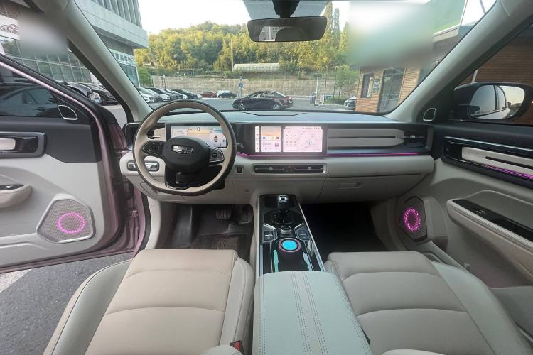 Used Geely Auto icon 2023 1.5TD Chocolate Smoothie Edition Interior 1
