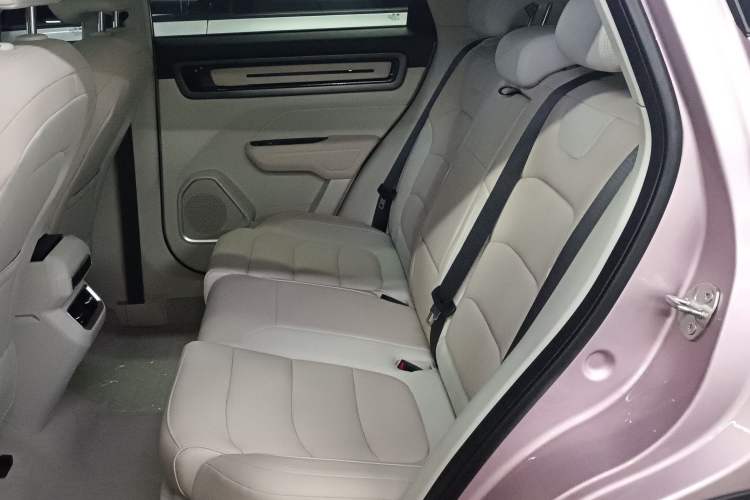 Used Geely Auto icon 2023 1.5TD Chocolate Luxe Edition Left Rear Seat
