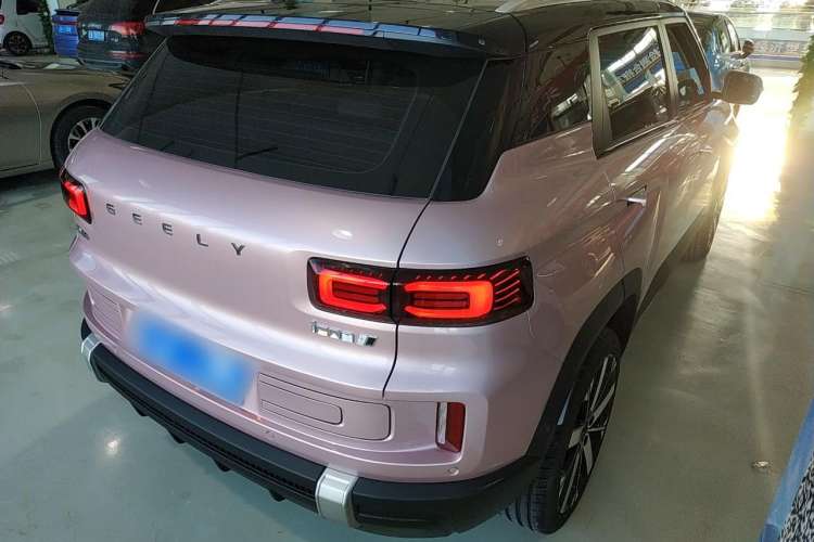 Used Geely Auto icon 2023 1.5TD Chocolate Luxe Edition Rear Right 45 Deg