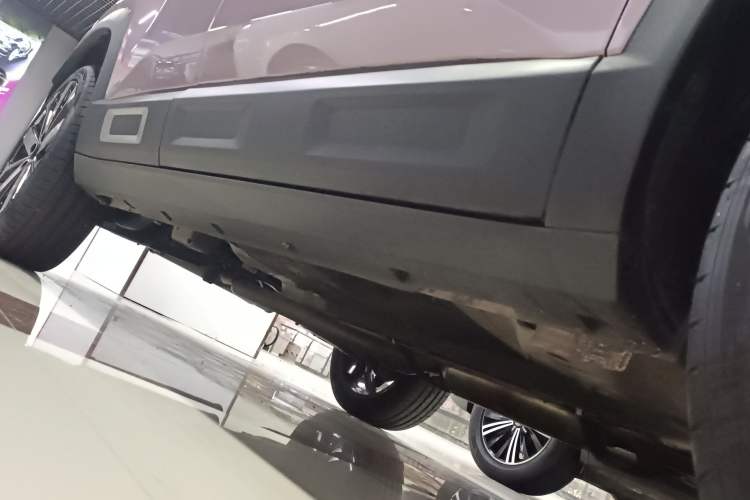 Used Geely Auto icon 2023 1.5TD Chocolate Luxe Edition Right Side Sill