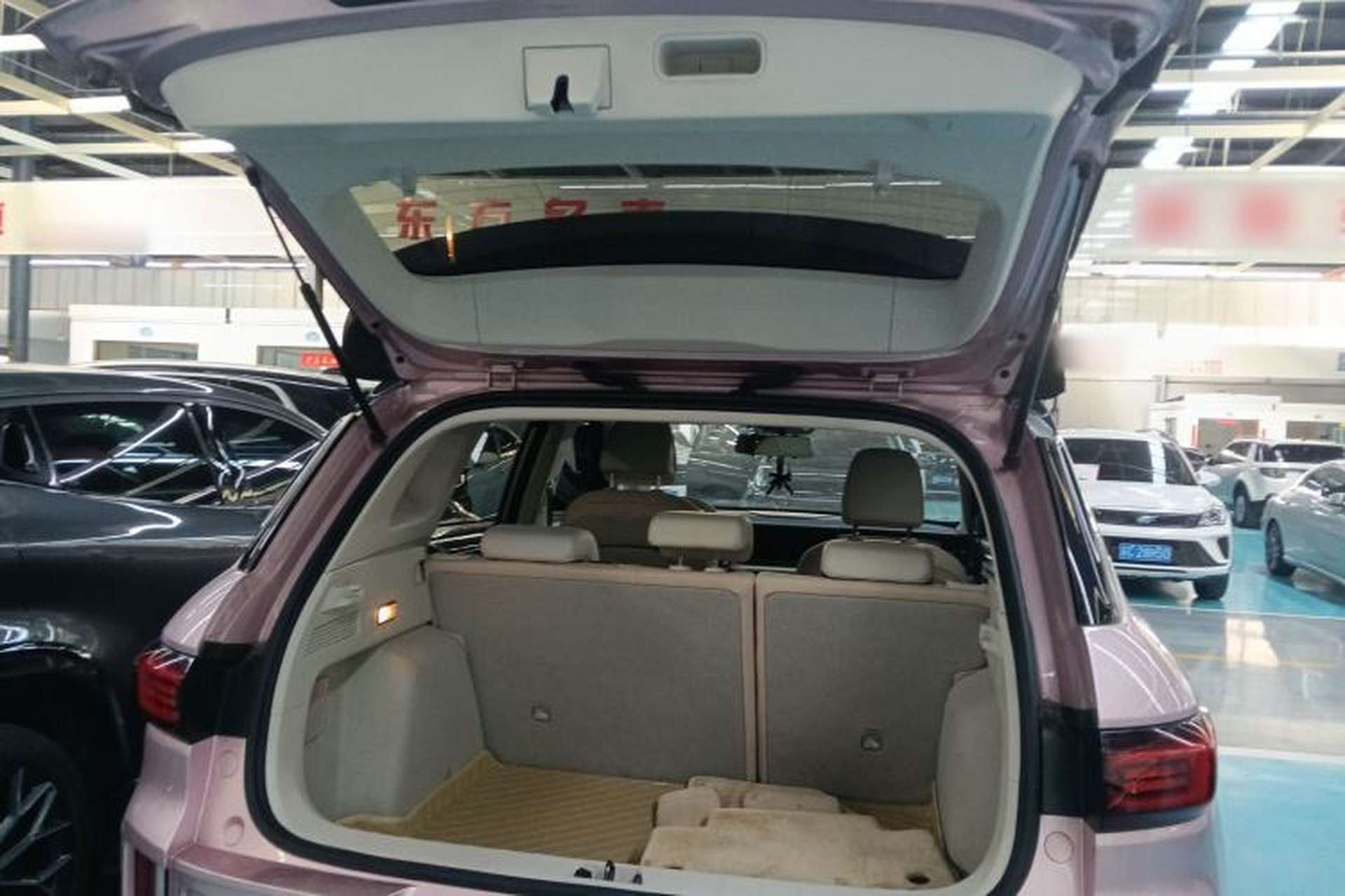 Used Geely Auto icon 2023 1.5TD Chocolate Smoothie Edition Trunk