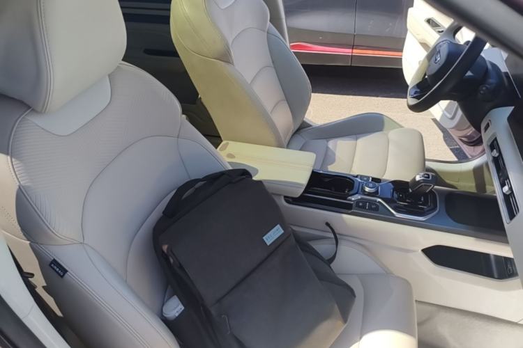 Used Geely Auto icon 2023 1.5TD Chocolate Smoothie Edition Right Front Seat
