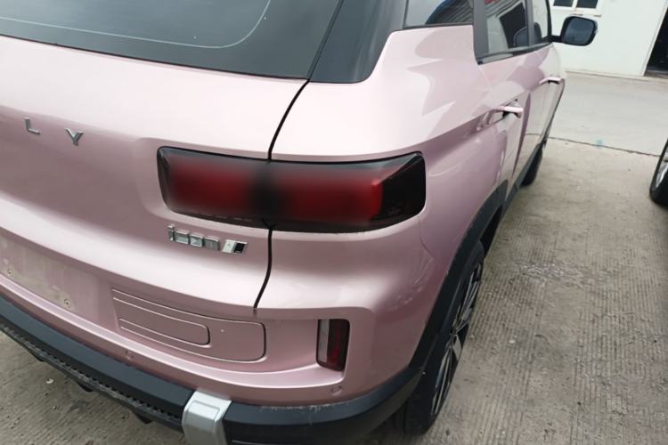 Used Geely Auto icon 2023 1.5TD Chocolate Smoothie Edition Right Rear Taillight