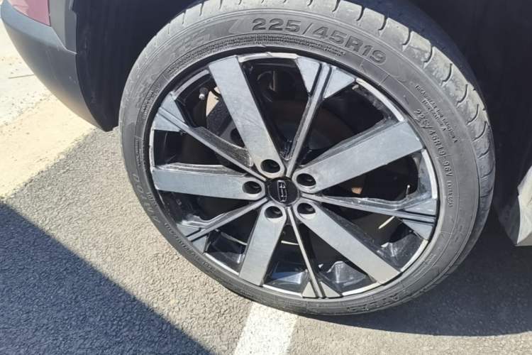 Used Geely Auto icon 2023 1.5TD Chocolate Smoothie Edition Right Rear Wheel Hub