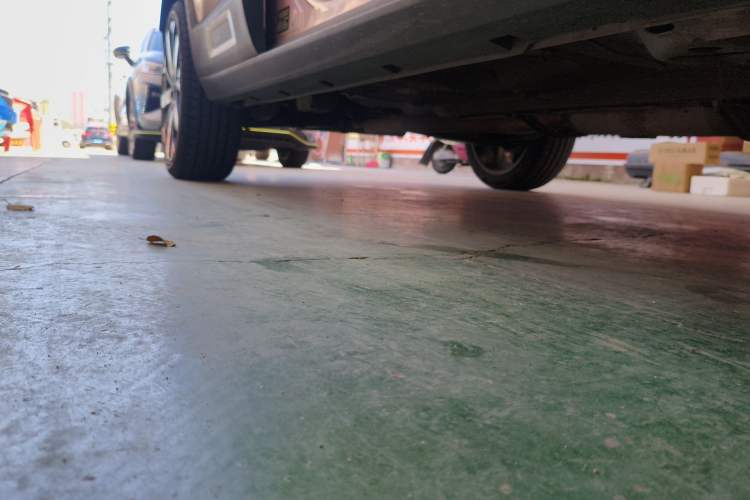 Used Geely Auto icon 2023 1.5TD Chocolate Smoothie Edition Right Side Sill