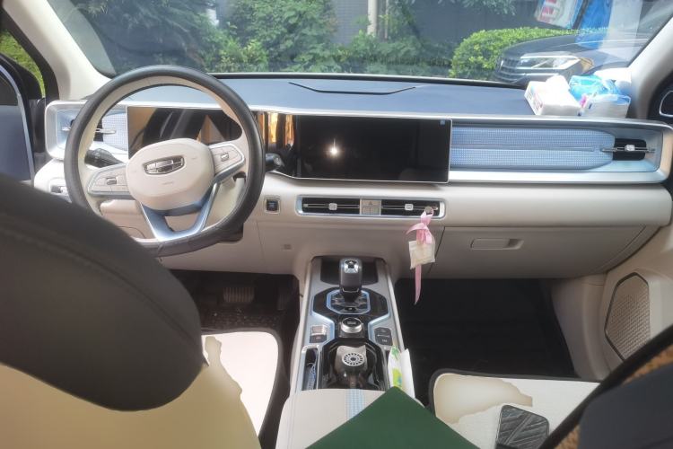 Used Geely Auto icon 2023 1.5TD Star Player Center Console