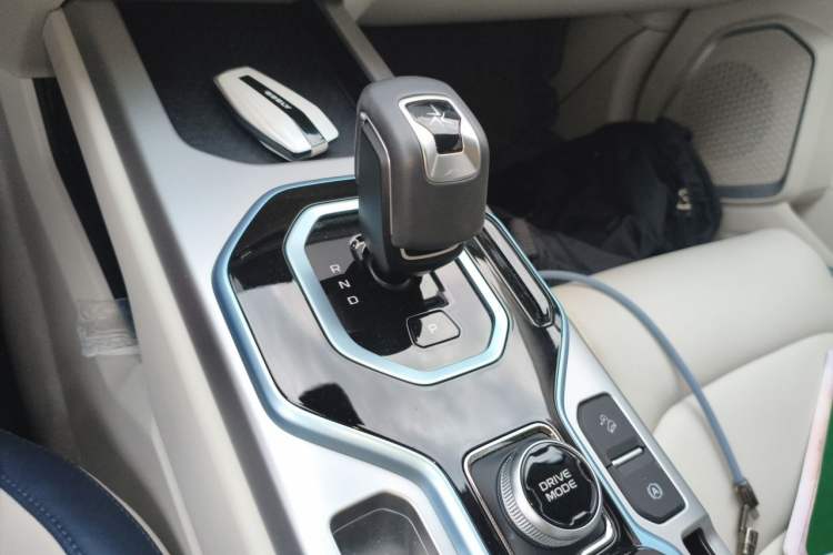 Used Geely Auto icon 2023 1.5TD Star Player Gear Lever