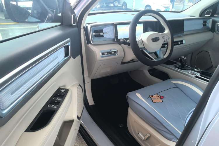Used Geely Auto icon 2023 1.5TD Star Player Interior 2