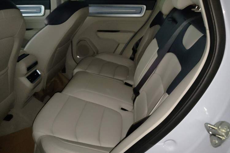 Used Geely Auto icon 2023 1.5TD Star Player Interior 4