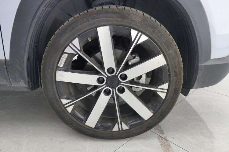 Used Geely Auto icon 2023 1.5TD Star Player Left Rear Wheel Hub