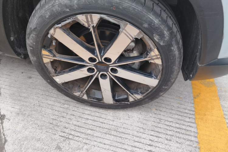 Used Geely Auto icon 2023 1.5TD Star Player Right Front Wheel Hub